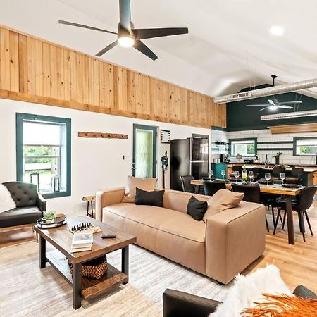 The Modern Forge Ny, Honeoye Lake Exterior foto